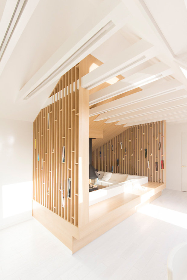 Фотография: Гостиная в стиле Лофт, IKEA, Мансарда – фото на INMYROOM
