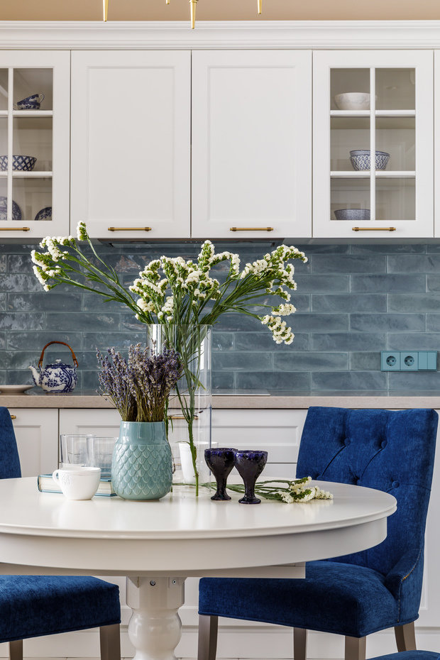 Фотография: Кухня и столовая в стиле Классический, Квартира, Проект недели, Краснодар, 2 комнаты, 60-90 метров, Алиса Свистунова – фото на INMYROOM