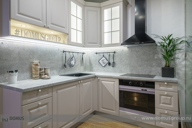 Фото из портфолио Г-образная кухня в стиле современная классика – фотографии дизайна интерьеров на INMYROOM