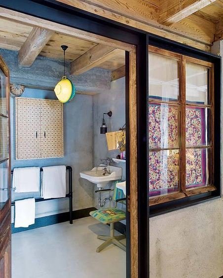 Фотография: Ванная в стиле Прованс и Кантри, Дом, Дома и квартиры, Шале – фото на INMYROOM