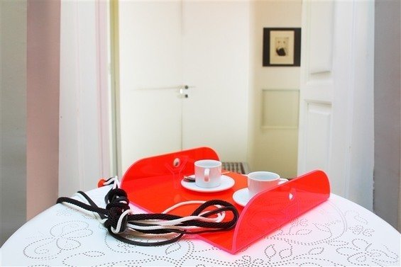 Фотография: Кухня и столовая в стиле Лофт, Скандинавский, Дом, Цвет в интерьере, Дома и квартиры – фото на INMYROOM