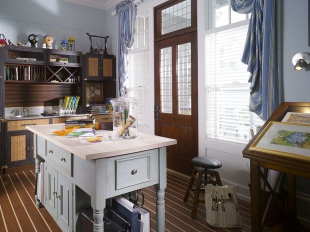 Фотография: Кабинет в стиле Прованс и Кантри, Декор интерьера, Квартира, Дом, Декор, Особняк – фото на INMYROOM