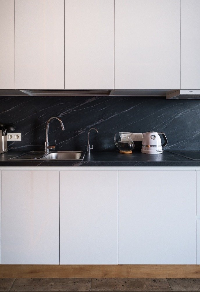 Фотография: Кухня и столовая в стиле Современный, Квартира, Проект недели, Москва, Павел Алексеев, Сталинка, 4 и больше, Более 90 метров, Светлана Алексеева – фото на INMYROOM