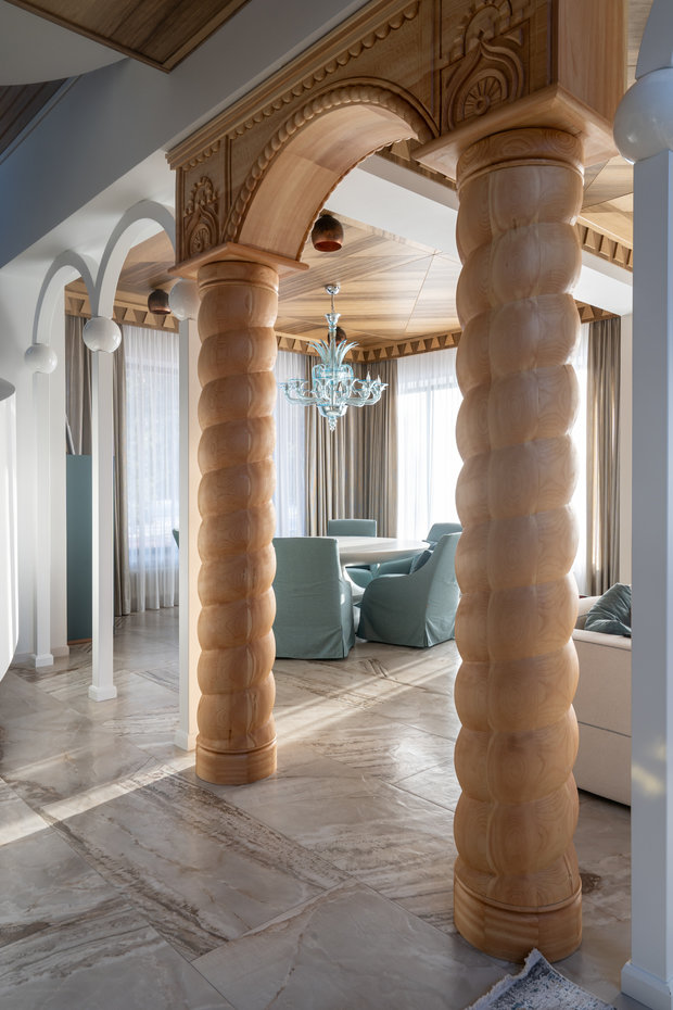 Фотография: Кухня и столовая в стиле Эклектика, Дом, Проект недели, Дом и дача, 4 и больше, Более 90 метров, Хабаровск, #эксклюзивныепроекты, RIM – фото на INMYROOM