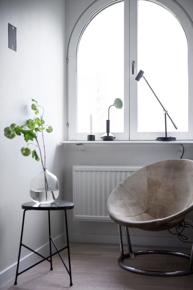 Фото из портфолио Светлый СЕРО-БЕЛЫЙ домик в ГЕТЕБОРГЕ – фотографии дизайна интерьеров на INMYROOM