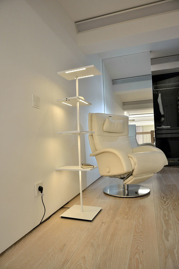 Фотография: Мебель и свет в стиле Минимализм, Квартира, Проект недели, Эко, Челябинск, новостройка, двухэтажная квартира, Юлия Фалькова, «Любимый дом», Монолитный дом, 2 комнаты, Более 90 метров – фото на INMYROOM