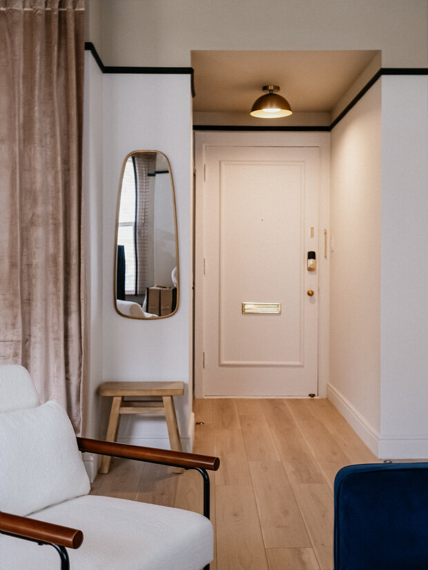 Фотография: Прихожая в стиле Современный, Эко, Квартира, Студия, США, Проект недели, Калифорния, 40-60 метров, Bravo.Bureau – фото на INMYROOM