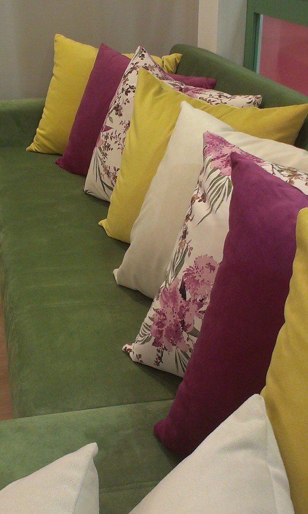 Фотография: Аксессуары в стиле , Текстиль, Индустрия, События, iSaloni – фото на INMYROOM