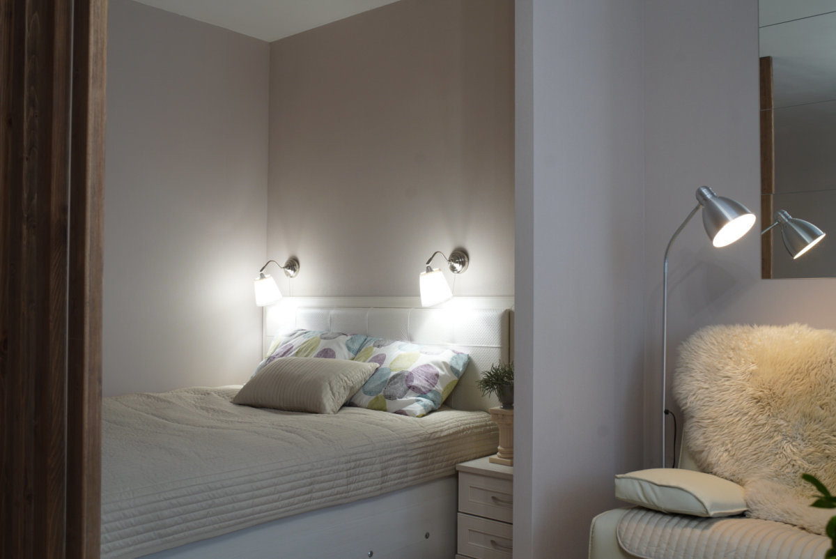 Фотография: Спальня в стиле Современный, Квартира, Советы, Ремонт на практике, Панельный дом, 2 комнаты, 40-60 метров, #каксэкономить, Ульяновская область, Светлана Удзилаури – фото на INMYROOM Фотография: Спальня в стиле Современный, Квартира, Советы, Ремонт на практике, Панельный дом, 2 комнаты, 40-60 метров, #каксэкономить, Ульяновская область, Светлана Удзилаури – фото на INMYROOM