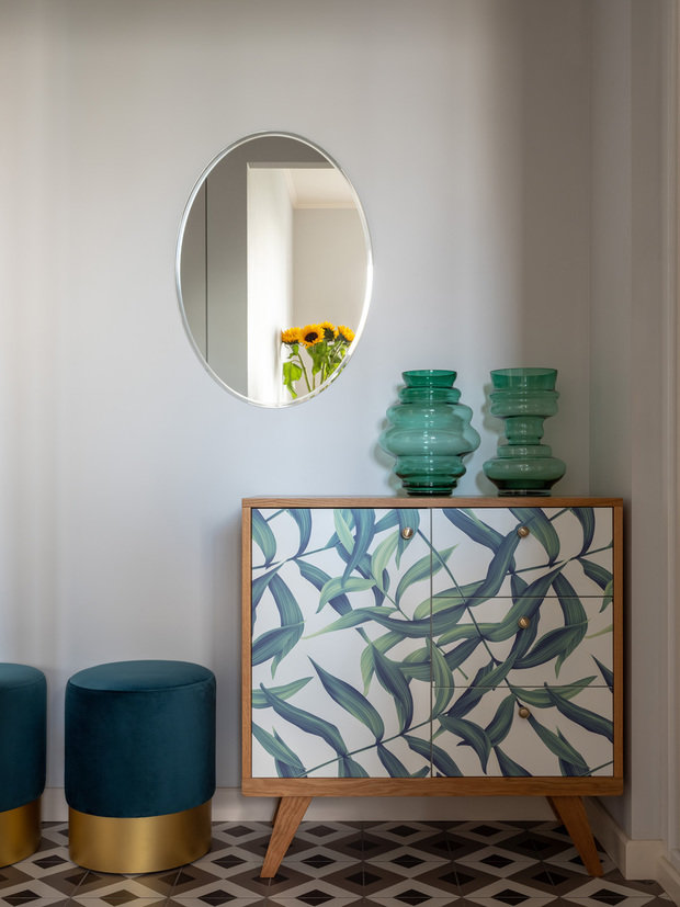 Фотография: Прихожая в стиле Скандинавский, Современный, Квартира, Проект дня, Москва, П-30, Панельный дом, 3 комнаты, 40-60 метров, Ирина Ежова – фото на INMYROOM