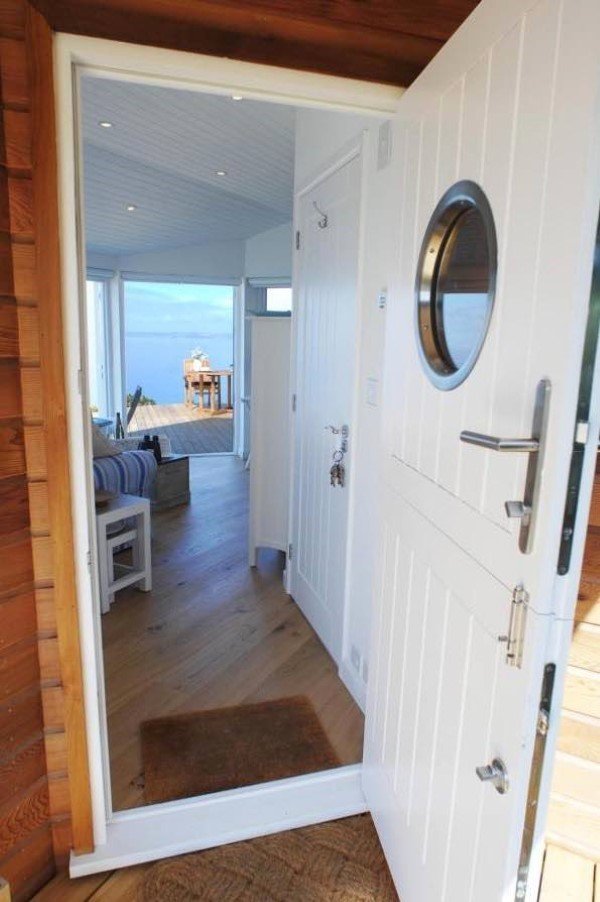 Фотография: Прихожая в стиле Прованс и Кантри, Декор интерьера, Дом, Белый – фото на INMYROOM