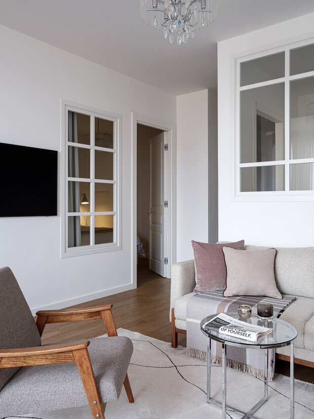 Фотография: Гостиная в стиле Скандинавский, Современный, Минимализм, Квартира, Проект дня, Москва, 3 комнаты, 60-90 метров, Анна Мальцева, скандинавский с элементами минимализма – фото на INMYROOM