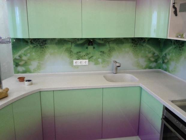 Фото из портфолио Стеклянный фартук  – фотографии дизайна интерьеров на INMYROOM