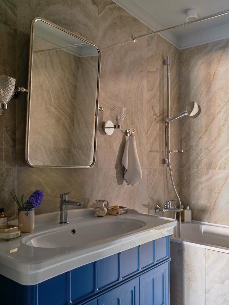 Фотография: Ванная в стиле Современный, Классический, Квартира, Проект недели, Москва, Монолитный дом, 4 и больше, Более 90 метров, Ольга Рудакова, Rudakova design – фото на INMYROOM