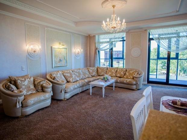 Фото из портфолио Люстры Maytoni в интерьере – фотографии дизайна интерьеров на INMYROOM