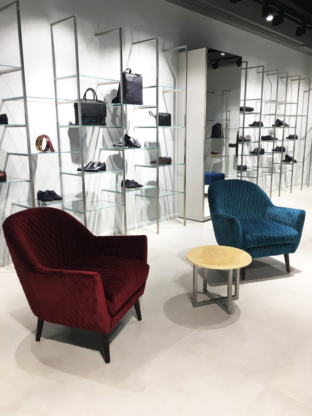 Фото из портфолио Дизайн-проект магазина «a.testoni» тц Крокус Сити Молл. – фотографии дизайна интерьеров на INMYROOM