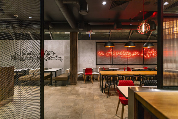 Фото из портфолио Ресторан KFC – фотографии дизайна интерьеров на INMYROOM