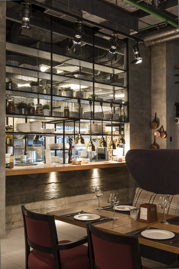 Фото из портфолио Friendly Bar&Kitchen by Match Architects – фотографии дизайна интерьеров на INMYROOM