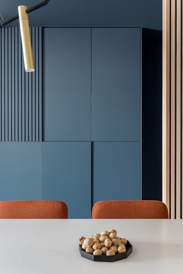 Фотография: Кухня и столовая в стиле Современный, Минимализм, Квартира, Проект недели, Челябинск, 3 комнаты, Более 90 метров, Юлия Помазнюк – фото на INMYROOM