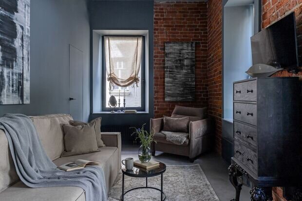 Фотография: Гостиная в стиле Лофт, Современный, Эклектика, Малогабаритная квартира, Квартира, Студия, Проект дня, Москва, Кирпичный дом, до 40 метров, современный с элементами лофта, Варвара Головко – фото на INMYROOM