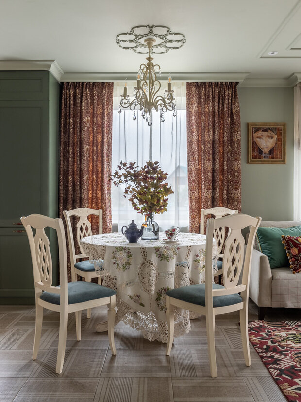 Фотография: Кухня и столовая в стиле Прованс и Кантри, Дом, Проект дня, Дом и дача, Кирпичный дом, 4 и больше, Более 90 метров, Башкортостан, Лилия Асфандиярова, прованс/винтаж – фото на INMYROOM