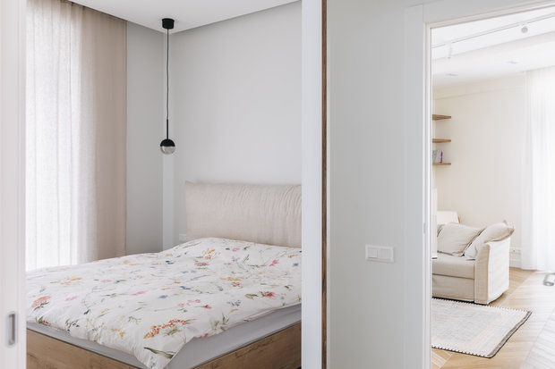 Фотография: Спальня в стиле Минимализм, Квартира, Проект недели, Москва, 2 комнаты, 60-90 метров – фото на INMYROOM