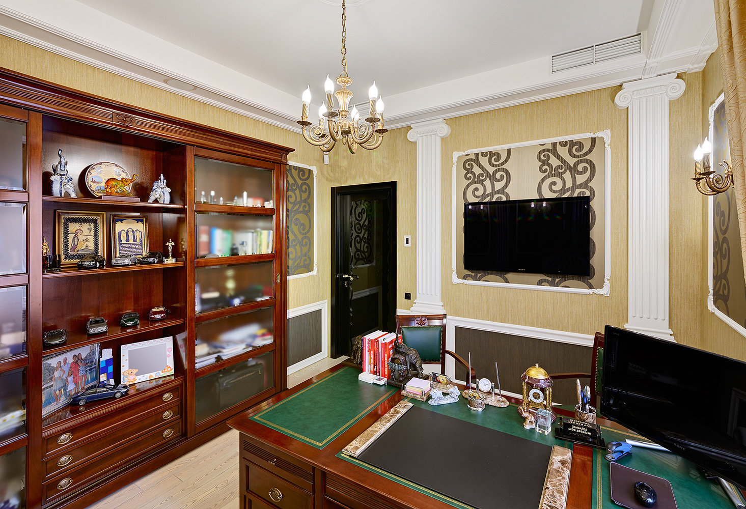 Фото из портфолио Рабочий кабинет "Мечта розовой феи" – фотографии дизайна интерьеров на INMYROOM Фото из портфолио Рабочий кабинет "Мечта розовой феи" – фотографии дизайна интерьеров на INMYROOM