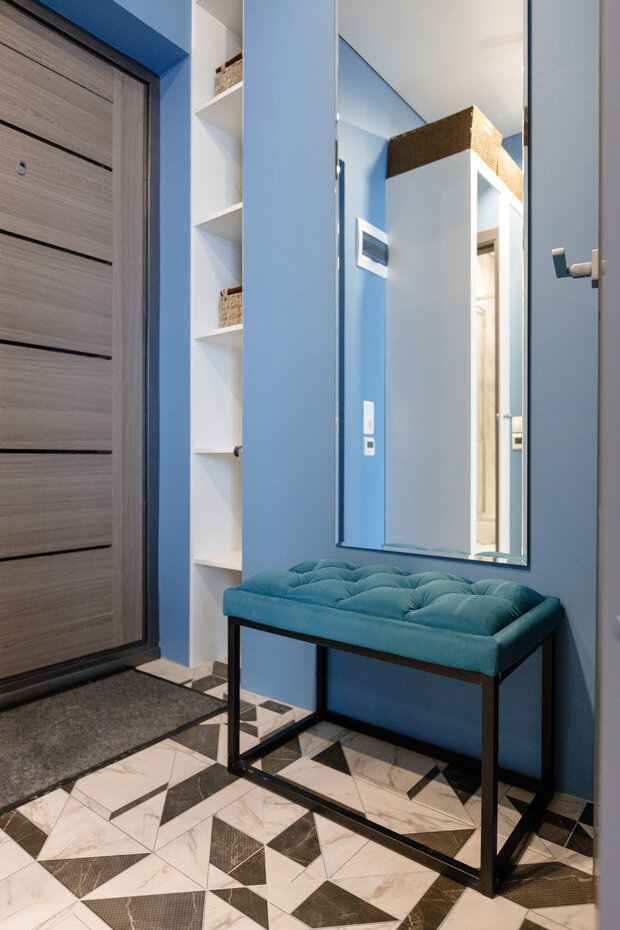 Фотография: Прихожая в стиле Современный, Малогабаритная квартира, Квартира, Студия, Проект недели, Сочи, Монолитный дом, до 40 метров, Анастасия Солдаткина – фото на INMYROOM