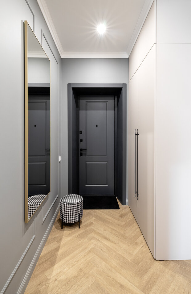 Фотография: Прихожая в стиле Классический, Современный, Квартира, Проект дня, Сталинка, 2 комнаты, 40-60 метров, минимализм с элементами современного дизайна, Светлана Лепихова – фото на INMYROOM