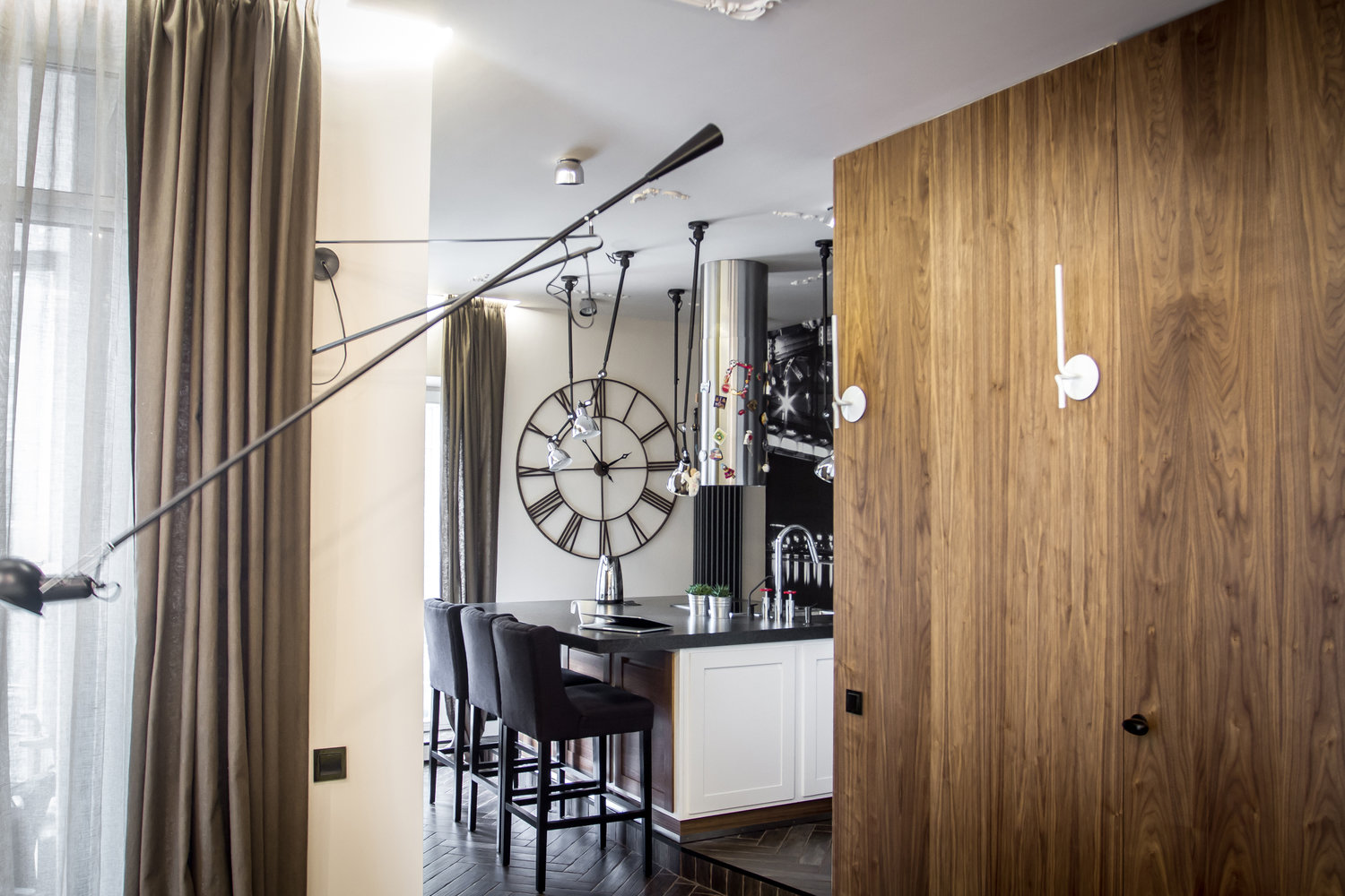 Фотография: Кухня и столовая в стиле Лофт, Современный, Эклектика, Квартира, Россия, Планировки, Аксессуары, Artemide, Axo Light, Eichholtz, Miele, Мебель и свет, Белый, Перепланировка, Зеленый, Бежевый, Желтый, Синий, Коричневый, Санкт-Петербург, ИКЕА, FLOS, Derufa, Artflex, Lottocento, Макс Жуков, ToTaste – фото на INMYROOM Фотография: Кухня и столовая в стиле Лофт, Современный, Эклектика, Квартира, Россия, Планировки, Аксессуары, Artemide, Axo Light, Eichholtz, Miele, Мебель и свет, Белый, Перепланировка, Зеленый, Бежевый, Желтый, Синий, Коричневый, Санкт-Петербург, ИКЕА, FLOS, Derufa, Artflex, Lottocento, Макс Жуков, ToTaste – фото на INMYROOM