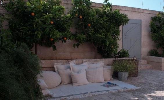 Фотография: Терраса в стиле Восточный, Дома и квартиры, Городские места, Отель, Подсвечники – фото на INMYROOM