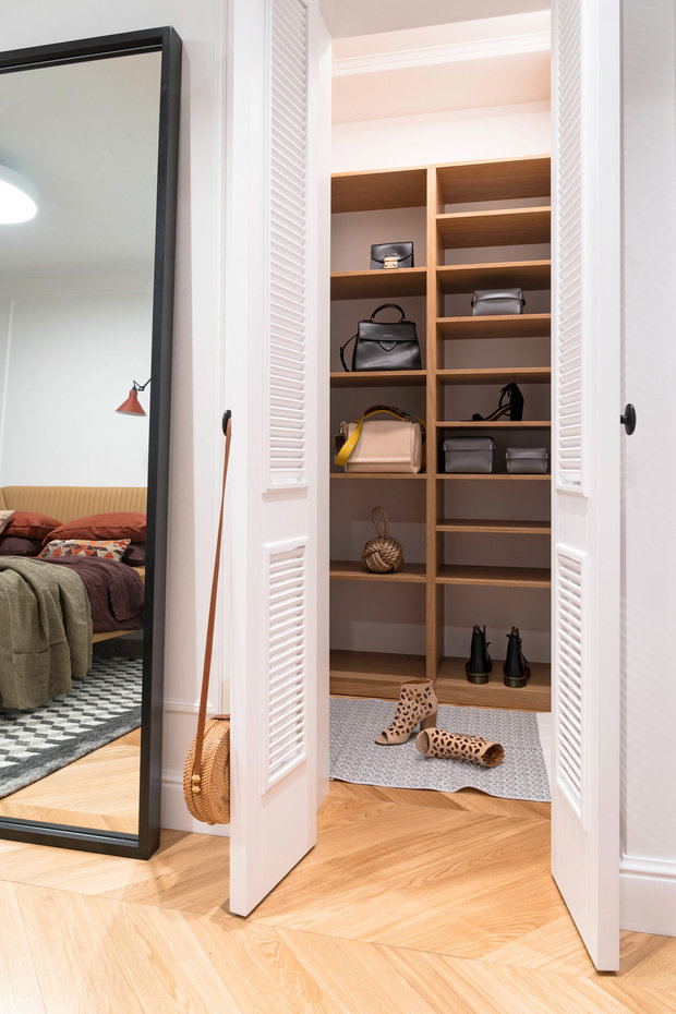 Фотография: Гардеробная в стиле Современный, Эклектика, Квартира, Проект недели, Москва, Светлана Гаврилова, Монолитный дом, 3 комнаты, 60-90 метров – фото на INMYROOM