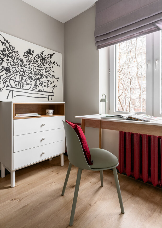 Фотография: Кабинет в стиле Современный, Малогабаритная квартира, Квартира, Проект дня, Москва, Хрущевка, 1 комната, до 40 метров, скандинавский с элементами минимализма, Лидия Непреенко – фото на INMYROOM