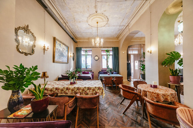 Фото из портфолио Ресторан в Батуми – фотографии дизайна интерьеров на INMYROOM