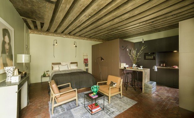 Фото из портфолио Миниатюрная однокомнатная квартира в Париже – фотографии дизайна интерьеров на INMYROOM