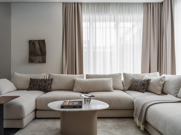 Фотография: Гостиная в стиле Современный, Минимализм, Дом, Проект дня, Дом и дача, Московская область, 4 и больше, Более 90 метров, минимализм с элементами современного дизайна, Ксения Котельникова – фото на INMYROOM