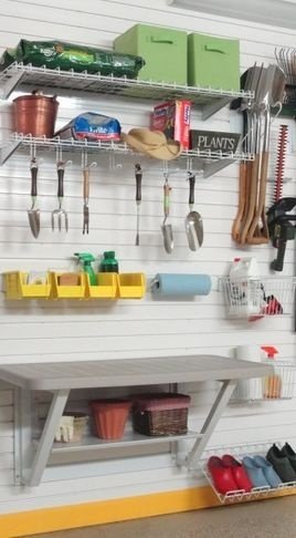 Фотография: Прочее в стиле Прованс и Кантри, Дом и дача, как обустроить гараж, хранение в гараже, как обустроить дачный сарай, идеи для гаража – фото на INMYROOM