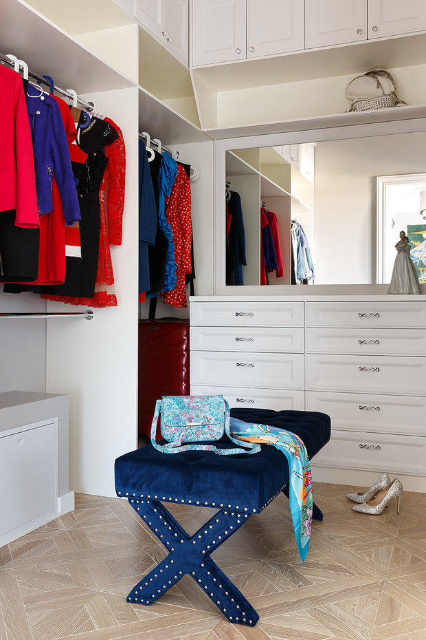 Фотография: Гардеробная в стиле Классический, Современный, Эклектика, Квартира, Проект дня, Санкт-Петербург, 2 комнаты, 60-90 метров, Инна Азорская – фото на INMYROOM