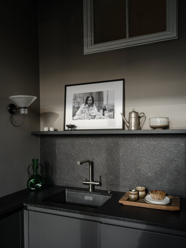 Фотография: Кухня и столовая в стиле Современный, Квартира, Проект дня, Москва, Сталинка, 3 комнаты, 60-90 метров, Айя Лисовая – фото на INMYROOM