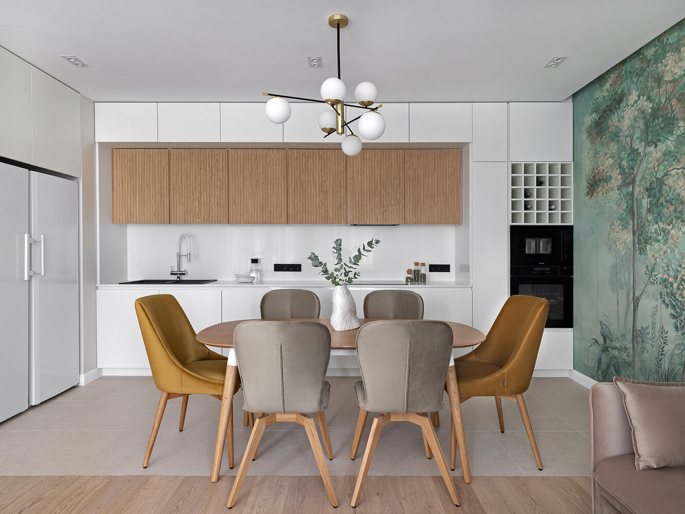 Фотография: Кухня и столовая в стиле Современный, Квартира, Проект недели, Санкт-Петербург, 4 и больше, Более 90 метров, Анастасия Курганова – фото на INMYROOM Фотография: Кухня и столовая в стиле Современный, Квартира, Проект недели, Санкт-Петербург, 4 и больше, Более 90 метров, Анастасия Курганова – фото на INMYROOM