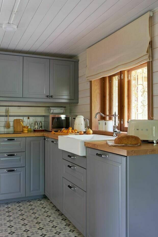 Фотография: Кухня и столовая в стиле Скандинавский, Современный, Дом, Переделка, Дом и дача, до 40 метров – фото на INMYROOM