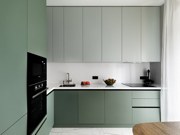 Фотография: Кухня и столовая в стиле Современный, Квартира, Проект дня, Москва, Монолитный дом, 2 комнаты, 40-60 метров, Анна Водянова, Екатерина Абдуллина – фото на INMYROOM