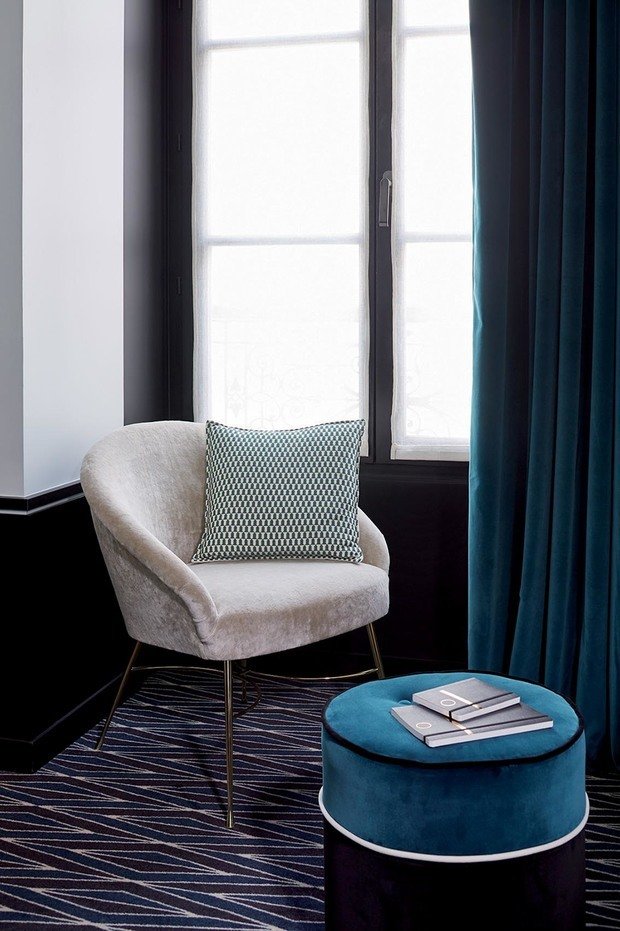 Фотография: Мебель и свет в стиле Современный, Спальня, Декор интерьера, Париж, Жан Луи Денио, Ора Ито – фото на INMYROOM