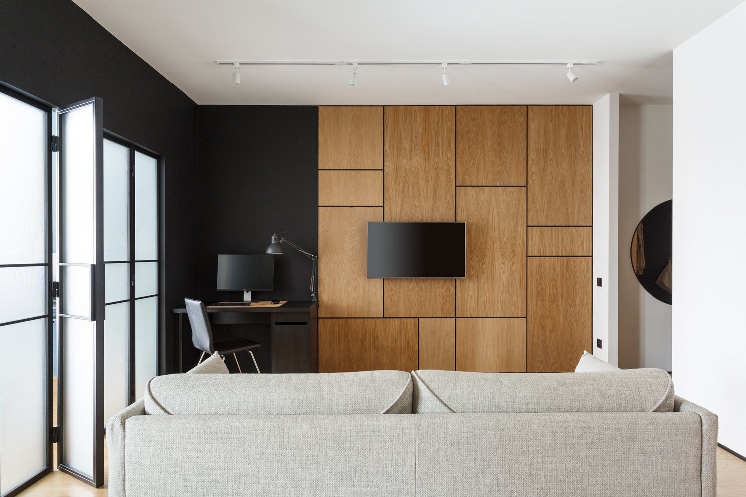 Фотография: Гостиная в стиле Современный, Минимализм, Скандинавский, Малогабаритная квартира, Квартира, Проект недели, Краснодар, 2 комнаты, 40-60 метров, Монолитно-кирпичный, Denish Design, Кристина Селютина – фото на INMYROOM Фотография: Гостиная в стиле Современный, Минимализм, Скандинавский, Малогабаритная квартира, Квартира, Проект недели, Краснодар, 2 комнаты, 40-60 метров, Монолитно-кирпичный, Denish Design, Кристина Селютина – фото на INMYROOM