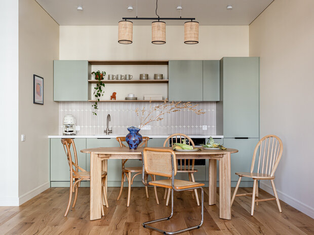Фотография: Кухня и столовая в стиле Современный, Джапанди, Квартира, Проект дня, Екатеринбург, 2 комнаты, 60-90 метров, Анастасия Заркуа – фото на INMYROOM