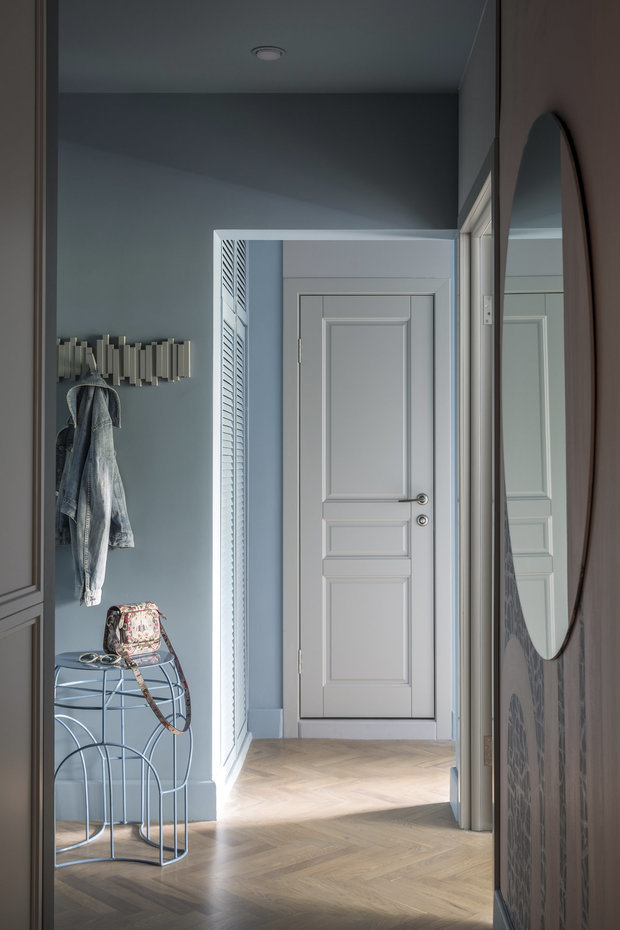 Фотография: Прихожая в стиле Скандинавский, Современный, Квартира, Проект недели, Москва, П-44, Панельный дом, 2 комнаты, 40-60 метров – фото на INMYROOM