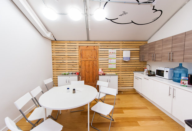 Фотография: Кухня и столовая в стиле Прованс и Кантри, Скандинавский, Современный, Офисное пространство, Офис, Дома и квартиры – фото на INMYROOM