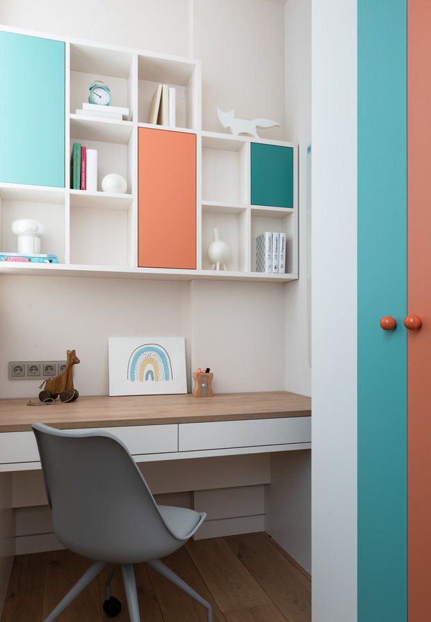 Фото из портфолио Современная квартира с нотками эко-мотивов – фотографии дизайна интерьеров на INMYROOM