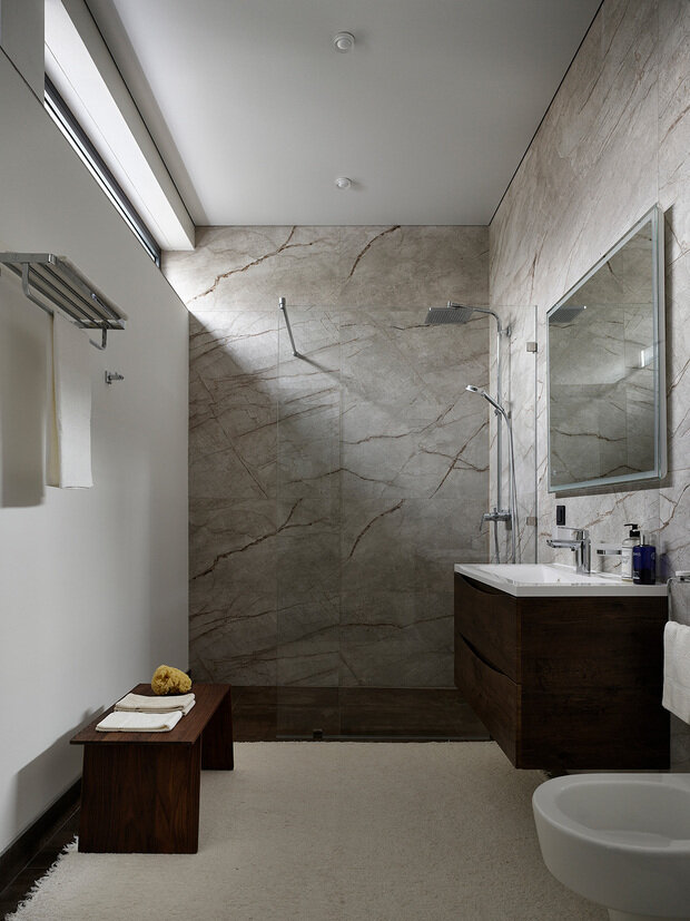 Фотография: Ванная в стиле Современный, Проект дня, Дача, Подмосковье, Блочный дом, 4 и больше, Более 90 метров, Марина Жеренко – фото на INMYROOM