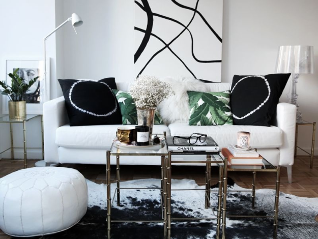 Фотография: Гостиная в стиле Скандинавский, Декор интерьера, Мебель и свет, Журнальный столик – фото на INMYROOM Фотография: Гостиная в стиле Скандинавский, Декор интерьера, Мебель и свет, Журнальный столик – фото на INMYROOM